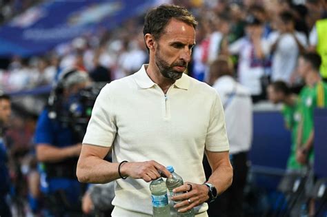 motive cafe menu|Euro 2024: une révolution tactique de l'Angleterre pour affronter la .
